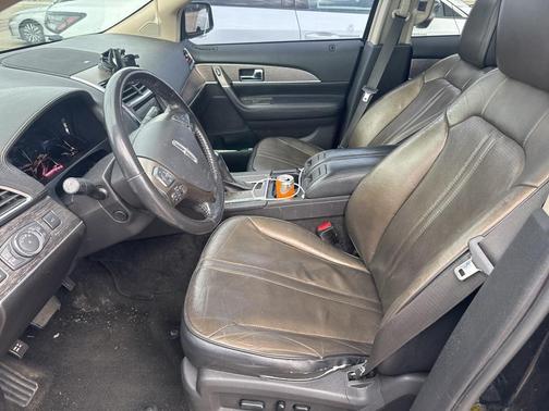 2011 Lincoln MKX Base