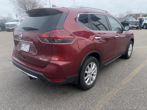 2018 Nissan Rogue SV