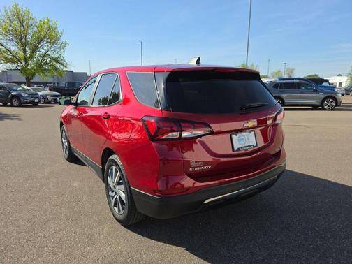 Radiant Red 2024 Chevrolet Equinox 1LT