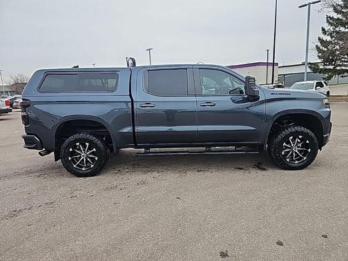 Shadow Gray Metallic 2019 Chevrolet Silverado 1500 RST