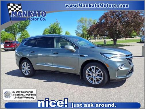 2022 Buick Enclave AWD Essence