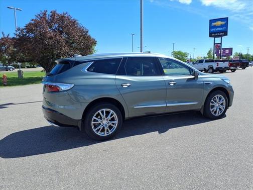 2022 Buick Enclave AWD Essence