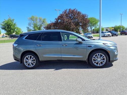 2022 Buick Enclave AWD Essence