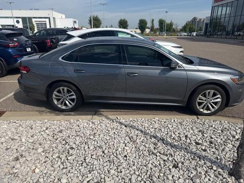 2020 Volkswagen Passat 2.0T SE