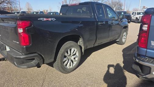 2020 Chevrolet Silverado 1500 Custom
