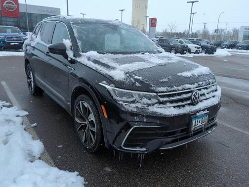 2023 Volkswagen Tiguan 2.0T SEL R-Line 4MOTION