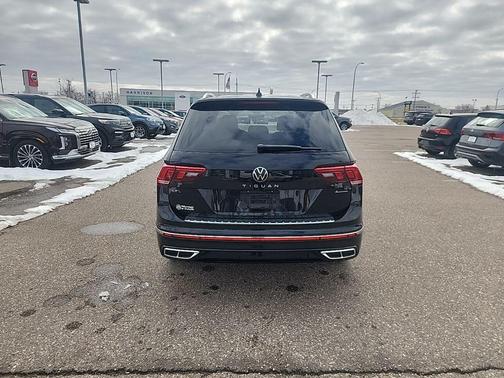 2023 Volkswagen Tiguan 2.0T SEL R-Line 4MOTION