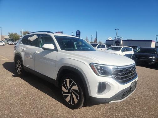 2024 Volkswagen Atlas 2.0T SE w/Technology 4MOTION