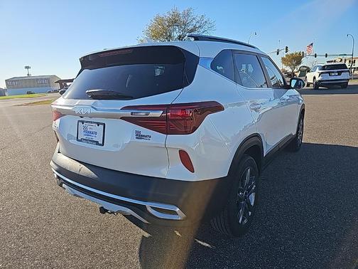 2023 Kia Seltos S