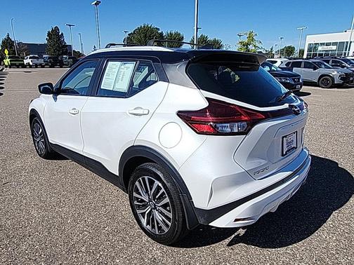 2023 Nissan Kicks SV