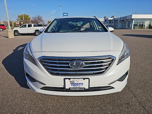 2017 Hyundai SONATA SE