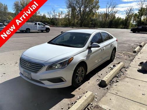 2017 Hyundai SONATA SE