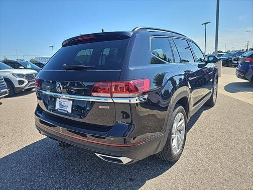 2022 Volkswagen Atlas 3.6L SE w/Technology