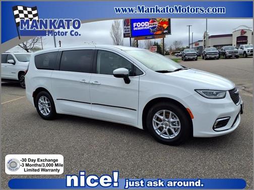 2023 Chrysler Pacifica Touring L