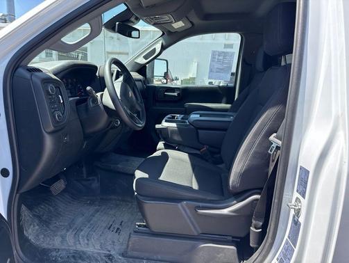 Summit White 2025 Chevrolet Silverado 3500 WT