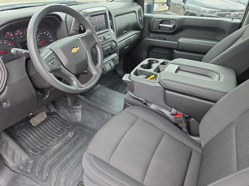 Summit White 2025 Chevrolet Silverado 3500 WT