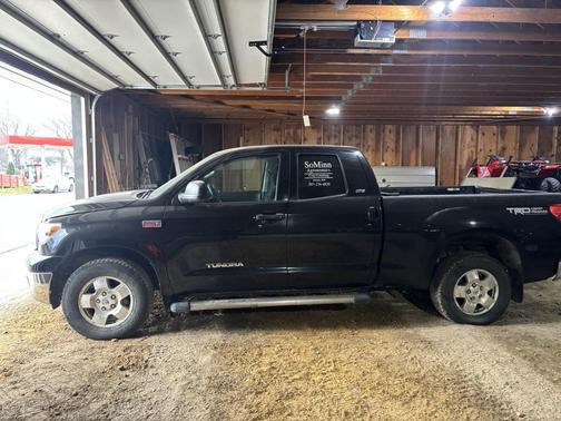 2011 Toyota Tundra Grade