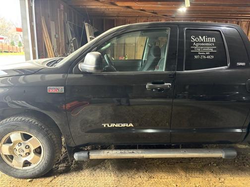 2011 Toyota Tundra Grade