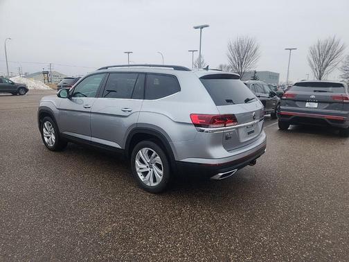 2023 Volkswagen Atlas 3.6L SE w/Technology