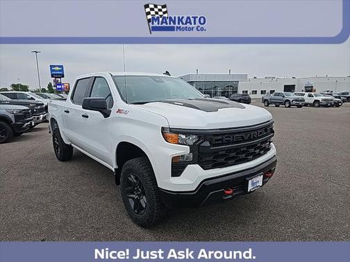 2025 Chevrolet Silverado 1500 Custom Trail Boss