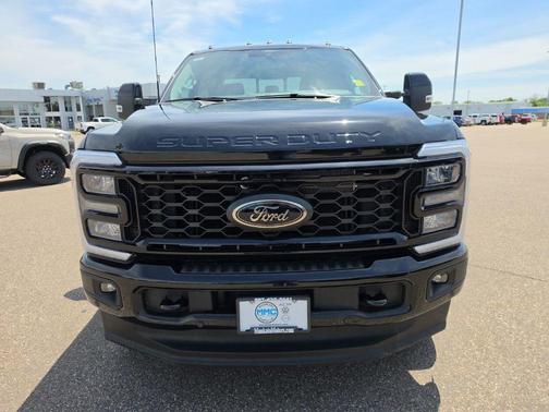 Agate Black Metallic 2026 Ford F-350 Lariat