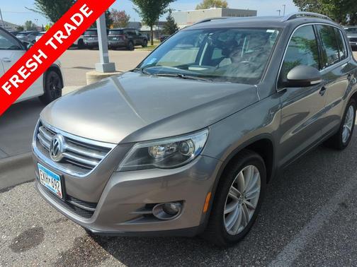 2011 Volkswagen Tiguan SEL