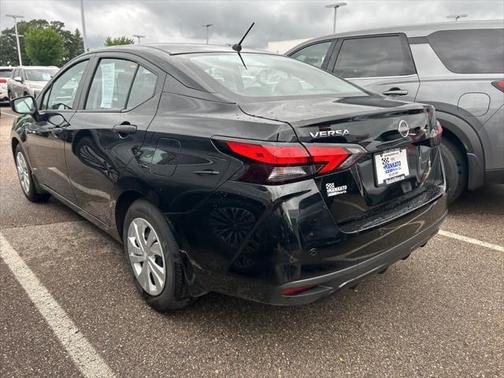 2024 Nissan Versa 1.6 S