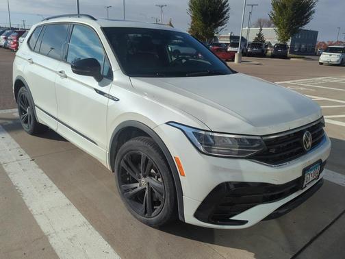 2023 Volkswagen Tiguan 2.0T SE R-Line Black 4MOTION