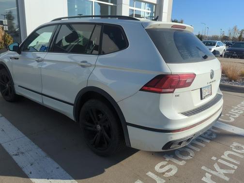 2023 Volkswagen Tiguan 2.0T SE R-Line Black 4MOTION