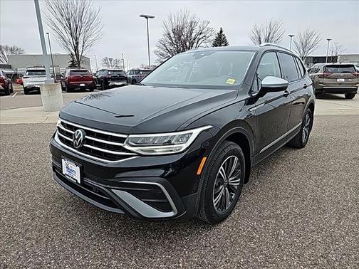 2024 Volkswagen Tiguan 2.0T Wolfsburg Edition