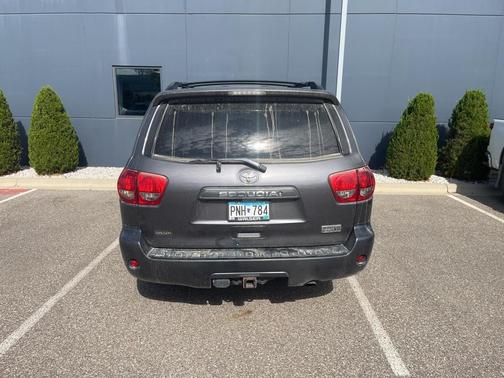2012 Toyota Sequoia SR5