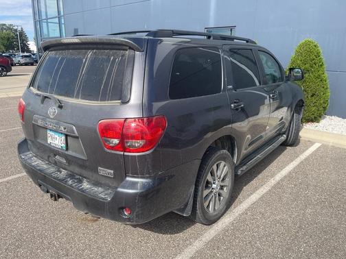 2012 Toyota Sequoia SR5
