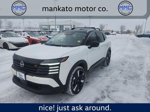 White / Black 2026 Nissan Kicks SR