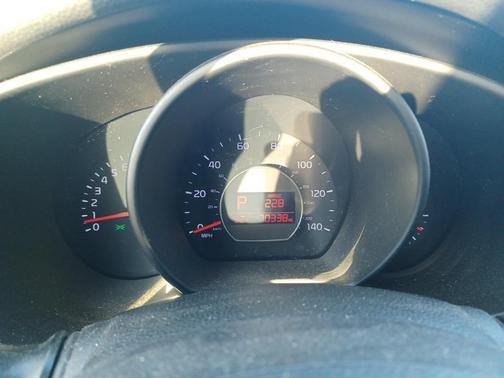 2015 Kia Soul Base