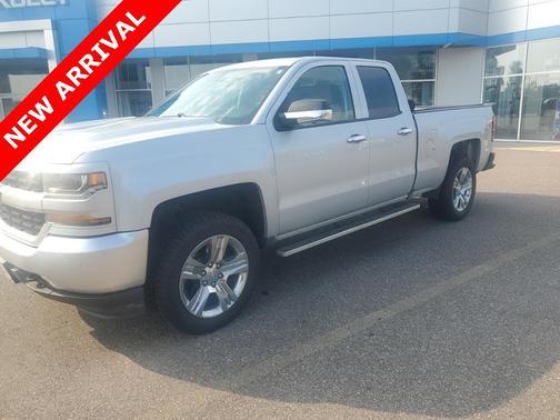 2017 Chevrolet Silverado 1500 Custom