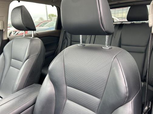 Super Black 2023 Nissan Rogue SV