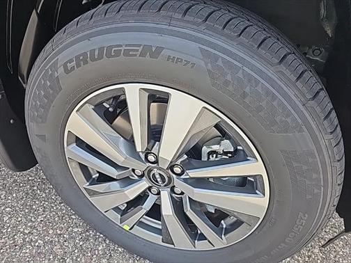 2025 Nissan Pathfinder SL 4WD