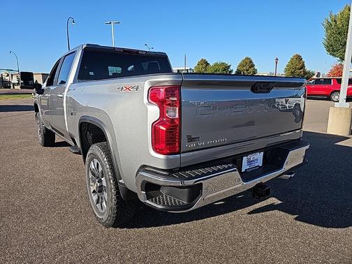 2026 Chevrolet Silverado 3500 LT