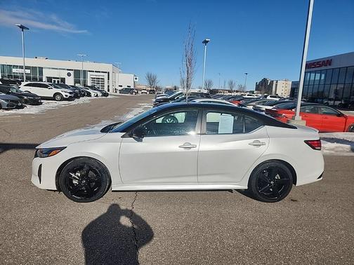 2024 Nissan Sentra SR
