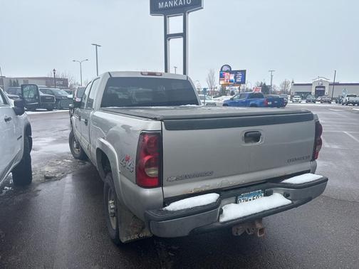 2005 Chevrolet Silverado 2500 LT H/D Crew Cab