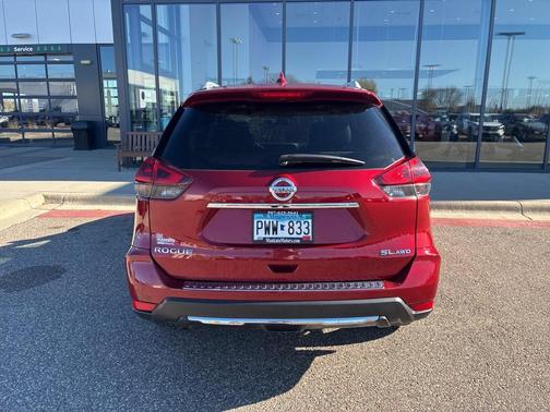 2018 Nissan Rogue SL