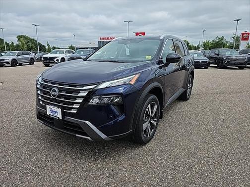2025 Nissan Rogue SL