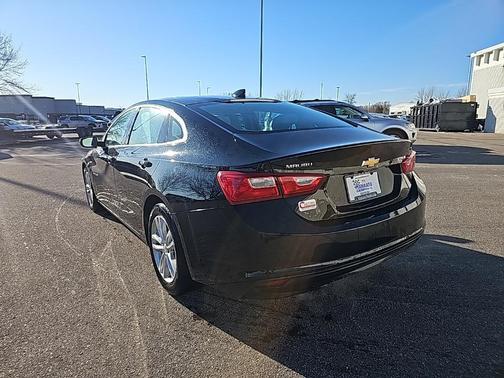 2017 Chevrolet Malibu 1LT