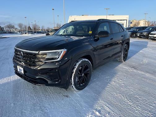 2026 Volkswagen Atlas Cross Sport 2.0T SEL