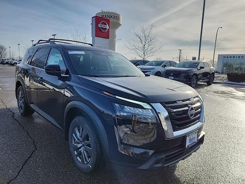 2025 Nissan Pathfinder SV 4WD