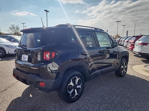 2022 Jeep Renegade Trailhawk