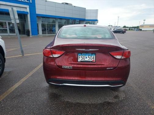 2015 Chrysler 200 Limited