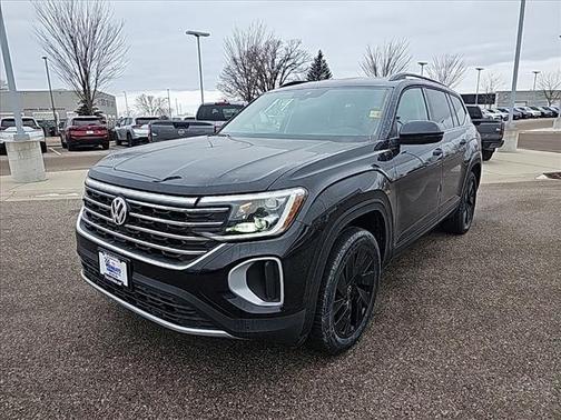 2025 Volkswagen Atlas 2.0T SE w/Technology 4MOTION