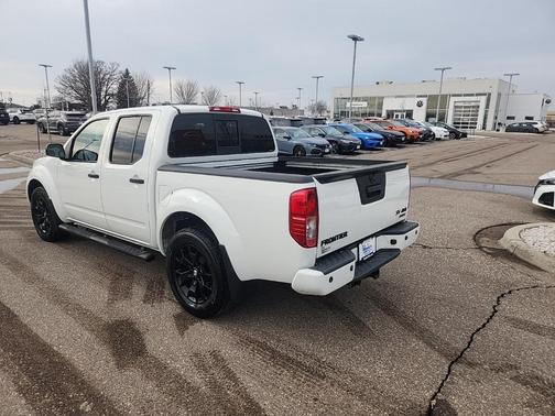2021 Nissan Frontier SV
