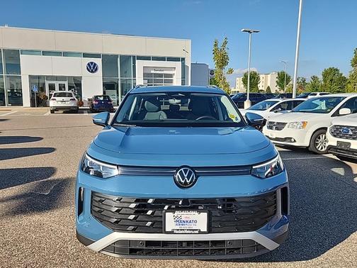 2025 Volkswagen Tiguan 2.0T SE 4MOTION